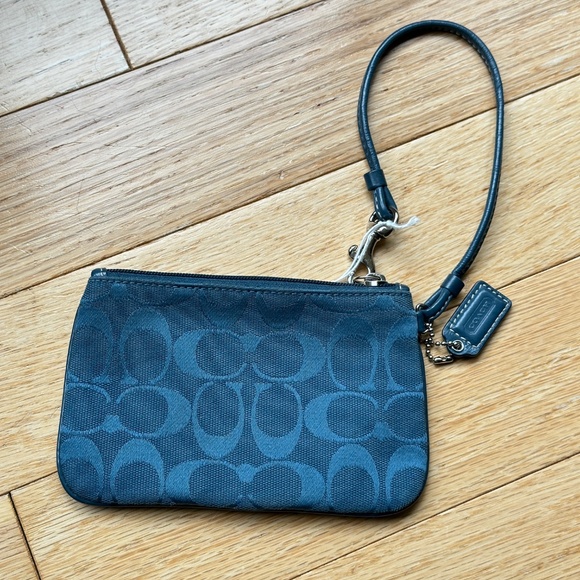 Coach Blue Wristlet - Picture 4 of 8